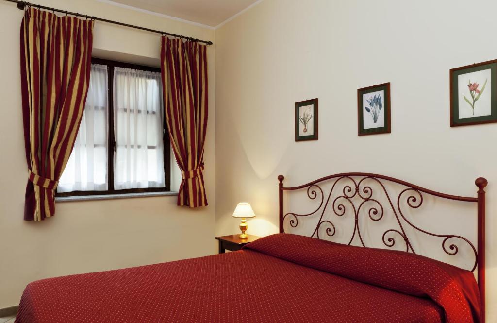 Villa Soleil Colleretto Giacosa Ruang foto