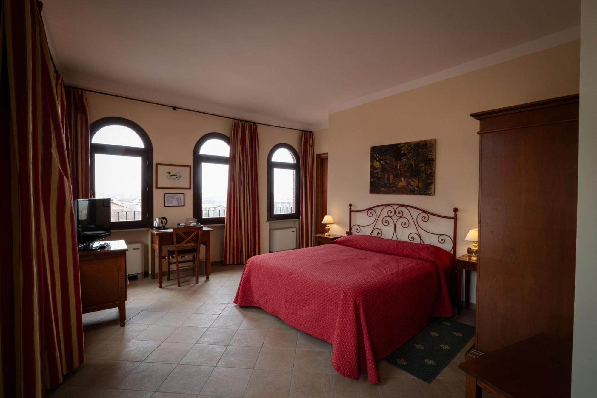 Villa Soleil Colleretto Giacosa Bagian luar foto